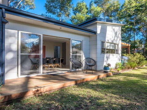 Acacia On Orion :: Jervis Bay Rentals - E Caravan Parks 0