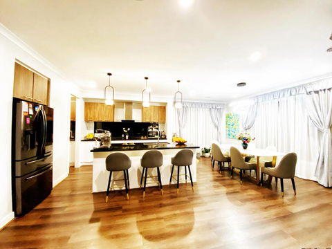 DnF House In Williams Landing - E Caravan Parks 3
