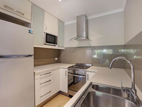 Eagle Heights Holiday Units - E Caravan Parks 4