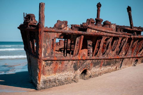 E.V. - Eurong Beach Villa - E Caravan Parks 1