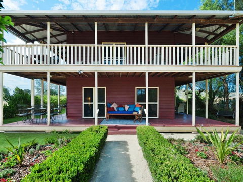 Elderslie House - E Caravan Parks 1