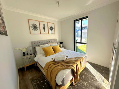 Entire 2br, Hideaway - E Caravan Parks 1