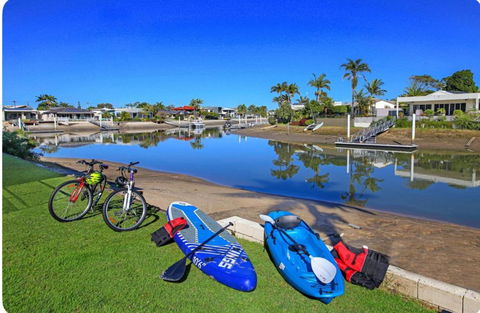Fabulous Canal-front Unit In Mooloolaba - E Caravan Parks 0