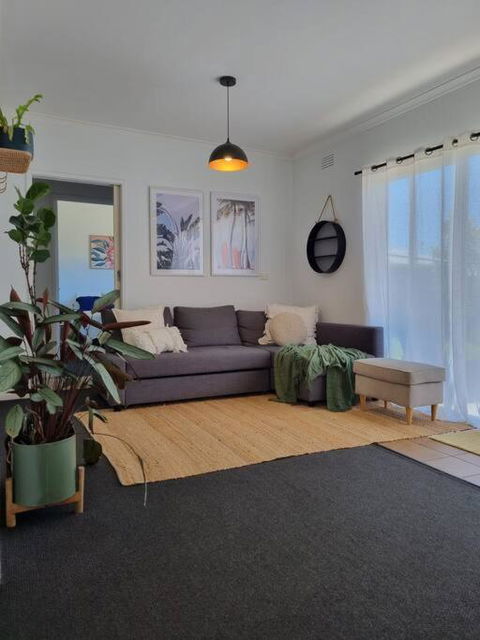 Family Friendly Home In Belmont - E Caravan Parks 0
