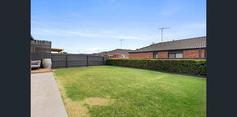 Family Getaway - City & Surf - E Caravan Parks 4