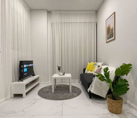 Family Home@Eastwood - E Caravan Parks 0