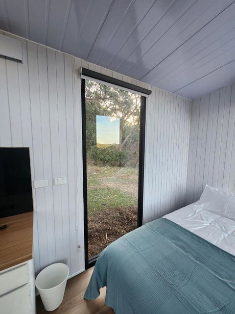 Gem Near The Dam By Tiny Away - E Caravan Parks 1