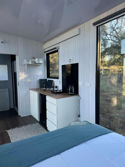 Gem Near The Dam By Tiny Away - E Caravan Parks 2