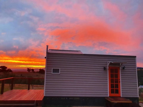 Gem View - Tiny Home - E Caravan Parks 0