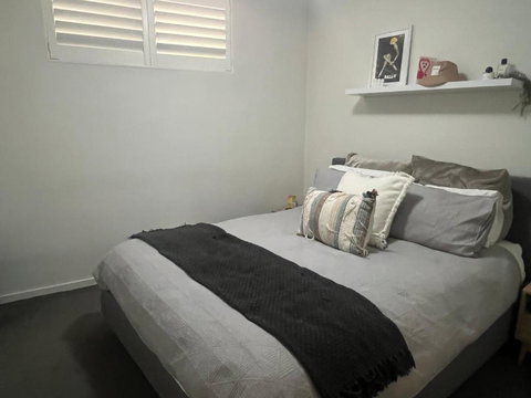 Glen Iris Gem - Modern Apartment With Car Park - E Caravan Parks 1