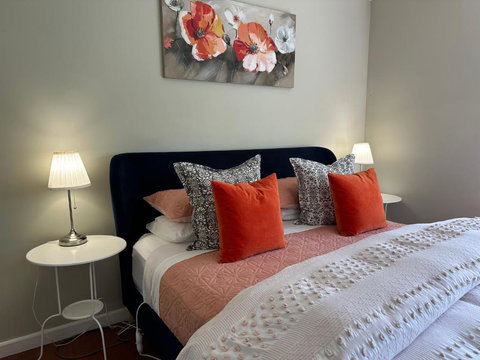 Growse House 1BR - E Caravan Parks 1