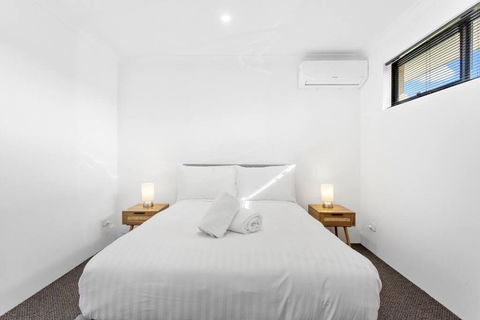 Guildford Family Hideaway - E Caravan Parks 4