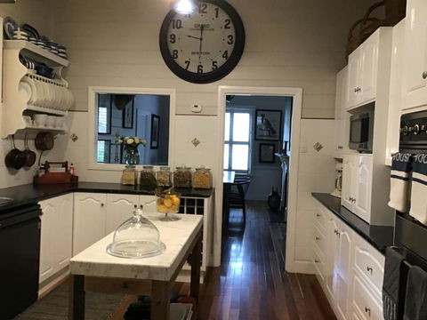 Inglenook Cottage Healesville - E Caravan Parks 2