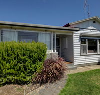 Aisling Cottage - E Caravan Parks