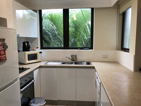 Alexander Holiday Apartments - E Caravan Parks 3