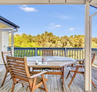 All Decked Out - E Caravan Parks