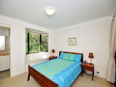 All Decked Out - Pet Friendly - E Caravan Parks 3