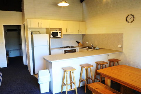 Alpha 8 - E Caravan Parks 0