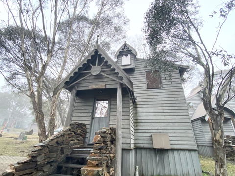 Alpine Retreat - E Caravan Parks 0