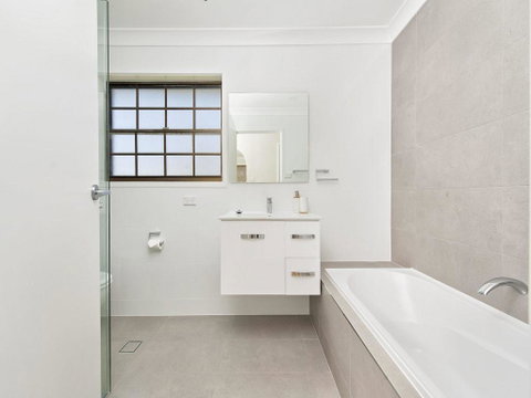 Amaroo Retreat @ Fingal Bay - E Caravan Parks 2