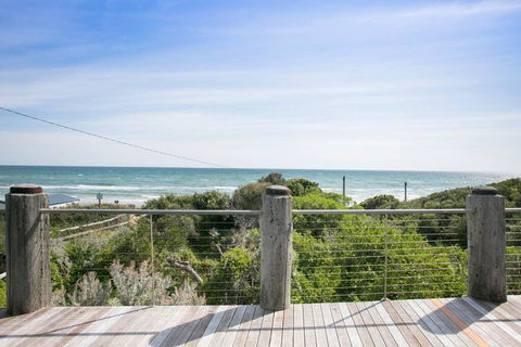 Anchor Beachfront Retreat - E Caravan Parks 0