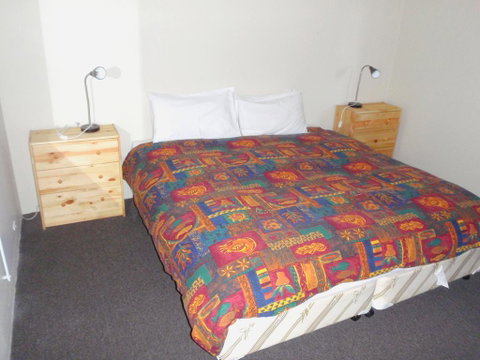 Andorra 1 - E Caravan Parks 3