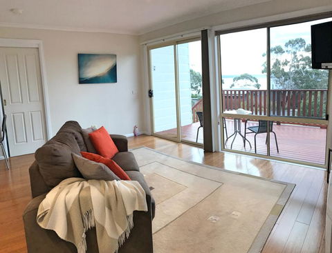 Angasi Apartment On Highcrest - E Caravan Parks 3