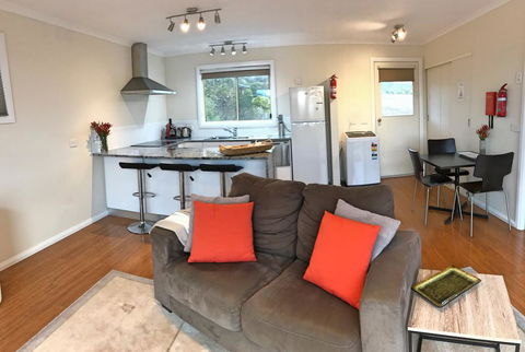 Angasi Apartment On Highcrest - E Caravan Parks 2