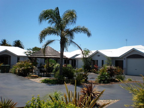 Annand Mews Apartments - E Caravan Parks 3