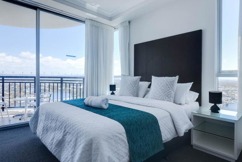 Apartment With Ocean Views - E Caravan Parks 2