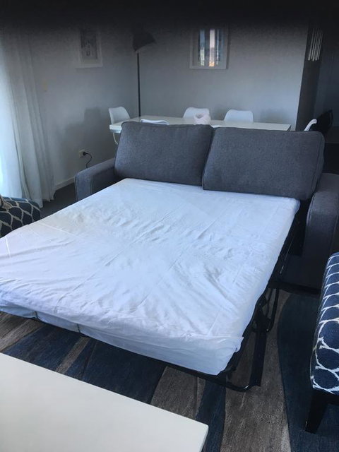 Apartment With Ocean Views - E Caravan Parks 1