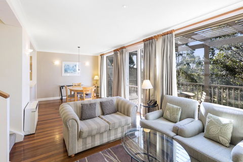 Apartments @ 15 Thompsons - E Caravan Parks 1