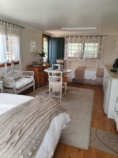 Appin Homestay B & B - E Caravan Parks 2