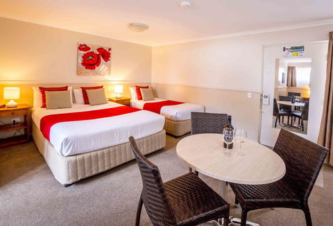 Apple & Grape Motel - E Caravan Parks 0
