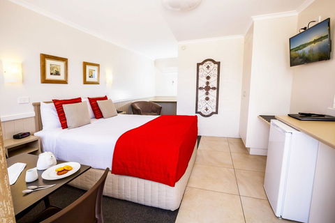 Apple & Grape Motel - E Caravan Parks 1