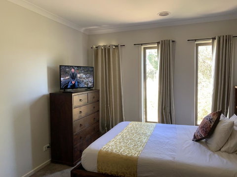 Apple House - E Caravan Parks 3