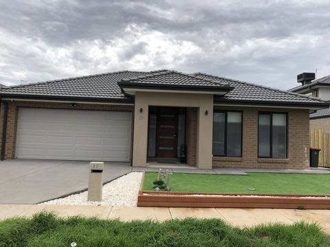 Apple House Upper Point Cook - E Caravan Parks 0