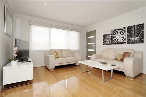 Applecross Riverside Apt - E Caravan Parks 3