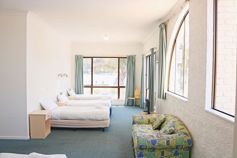 Aquarius Merimbula - E Caravan Parks 3