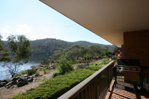 Aranda 3/25 Townsend Street - E Caravan Parks 1