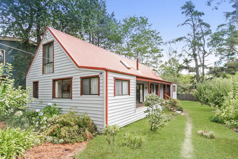 Arcadia Cottage - E Caravan Parks 0