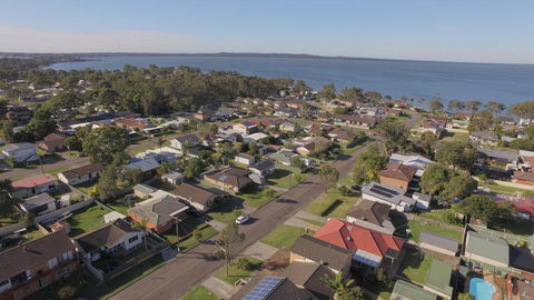 Arlington Beach House - E Caravan Parks 1