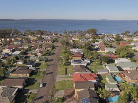 Arlington Beach House - E Caravan Parks 2