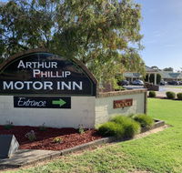 Arthur Phillip Motor Inn - E Caravan Parks