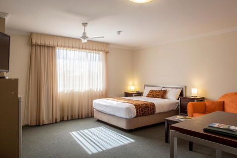 Mandarin Motel - E Caravan Parks 1