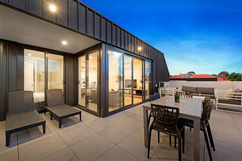 Manhattan Apartments - Glen Iris - E Caravan Parks 3