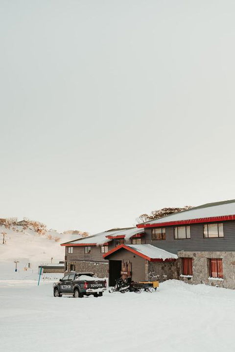 Matterhorn Lodge - E Caravan Parks 1