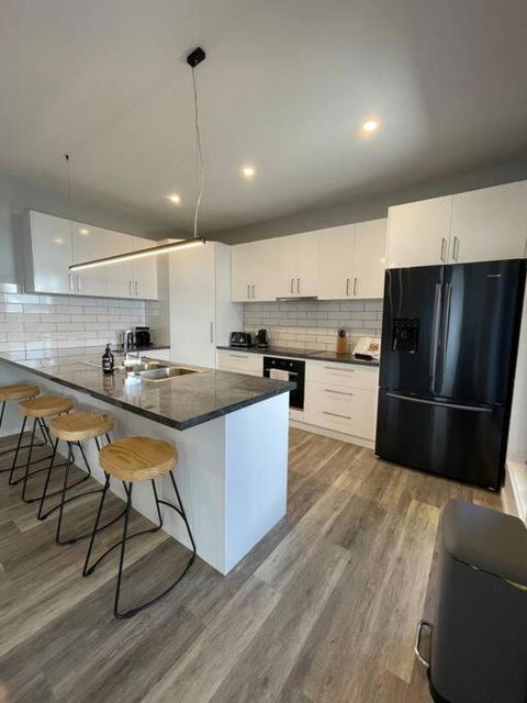 Modern Home Away From Home - E Caravan Parks 2