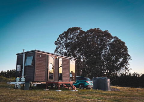 Moon Shadow By Tiny Away - E Caravan Parks 1