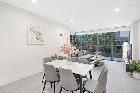 Modern 2B2B APT At Homebush - E Caravan Parks 0